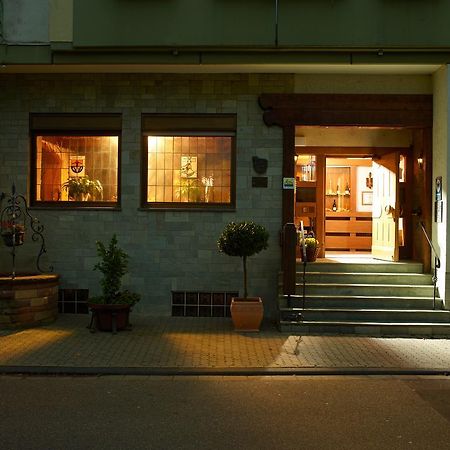 Hotel Loesch Pfaelzer Hof Romerberg ภายนอก รูปภาพ