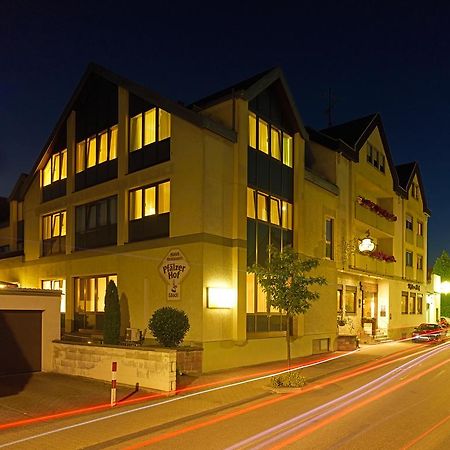 Hotel Loesch Pfaelzer Hof Romerberg ภายนอก รูปภาพ